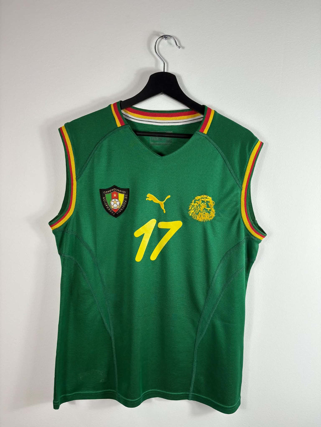 Cameroun 2002 Sleeveless hjemmebanetrøje – Marc-Vivien Foé #17 M