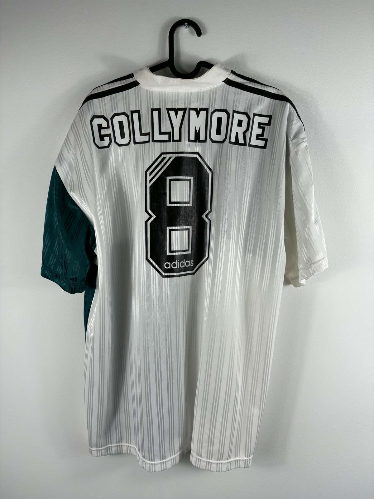 Liverpool 1995/96 away shirt – Stan Collymore #8 XL